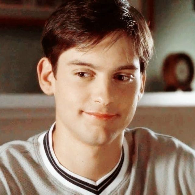 Tobey Maguire young pictures