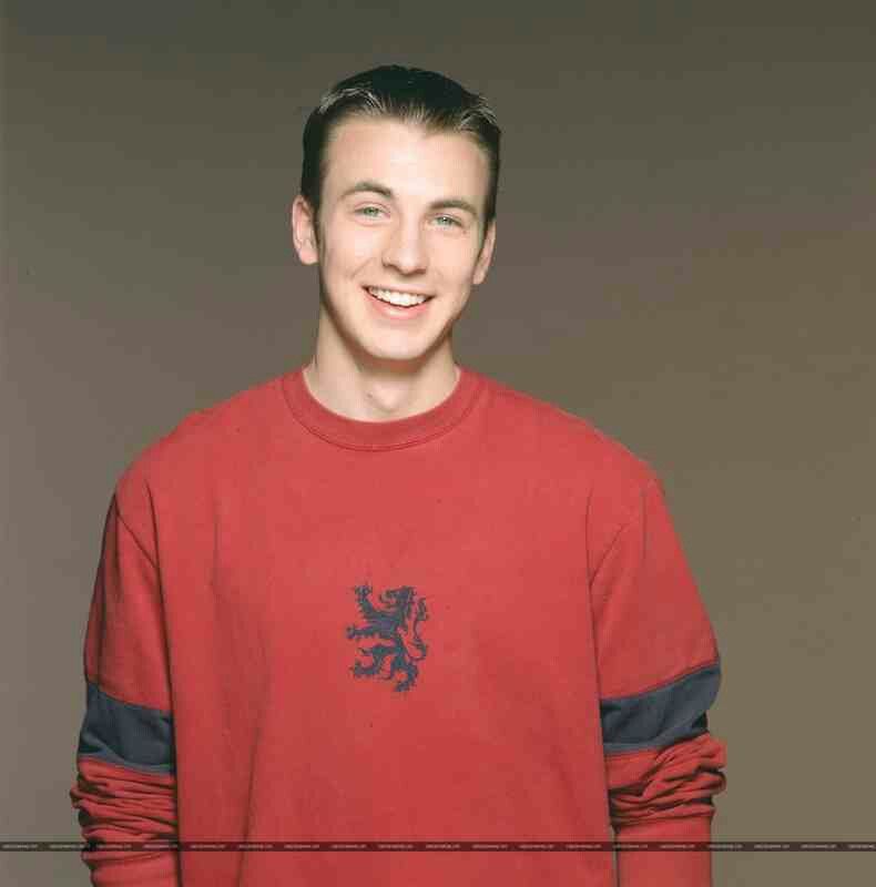 actor chris evans young pictures