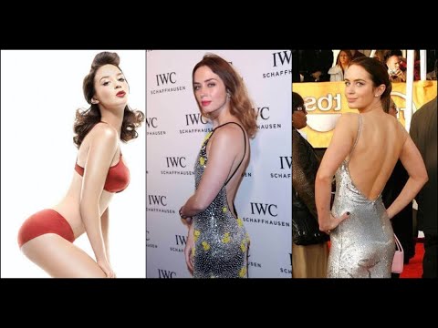 emily blunt sexy bikini pics