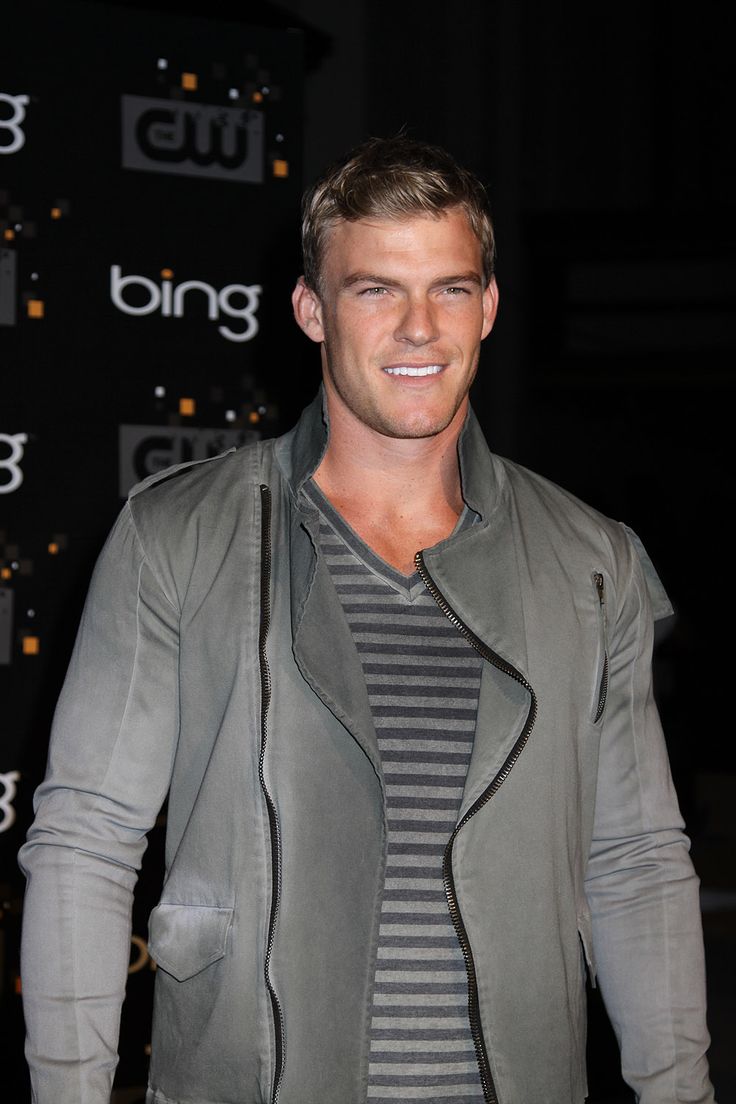 alan ritchson young images