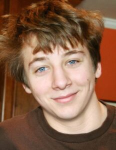 Jeremy Allen White young pics