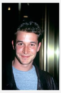 Noah Wyle young