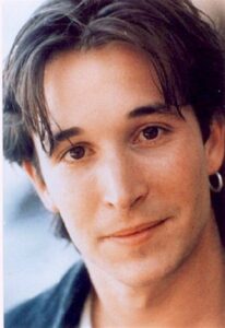 Noah Wyle young photos
