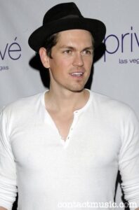 Steve Howey young pics